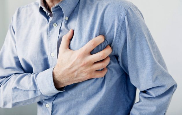 Ne prezrite opozorilnih znakov: Preprost test za zgodnje odkrivanje srčnega popuščanja