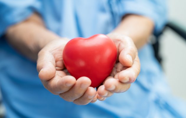 Ključ do močnejšega srca: Razumevanje in upravljanje srčnega popuščanja