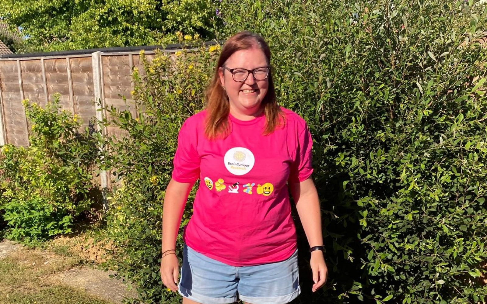 Sarah Hitchman, 43-letna učiteljica, ki je simptome možganskega tumorja sprva pripisovala perimenopavzi.