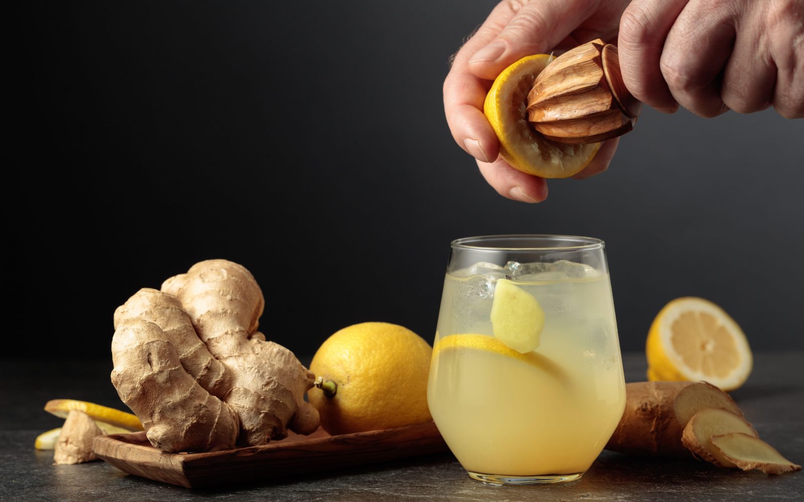 Ingverjeva limonada z medom za krepitev imunskega sistema jeseni