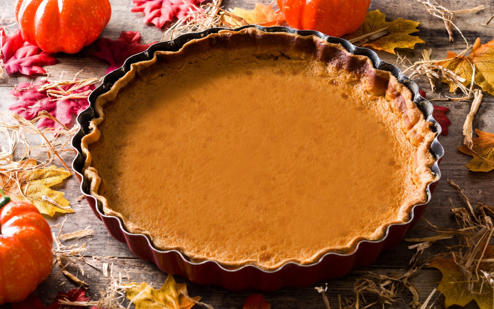 Jesenska bučna pita kot sladica za vegansko martinovo pojedino.