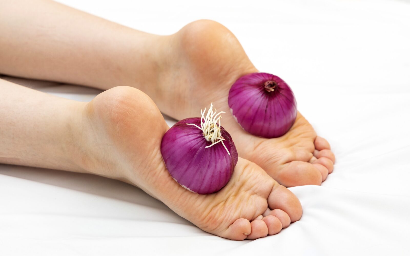 To se zgodi, če spite s čebulo na stopalih (ni to, kar mislite)!