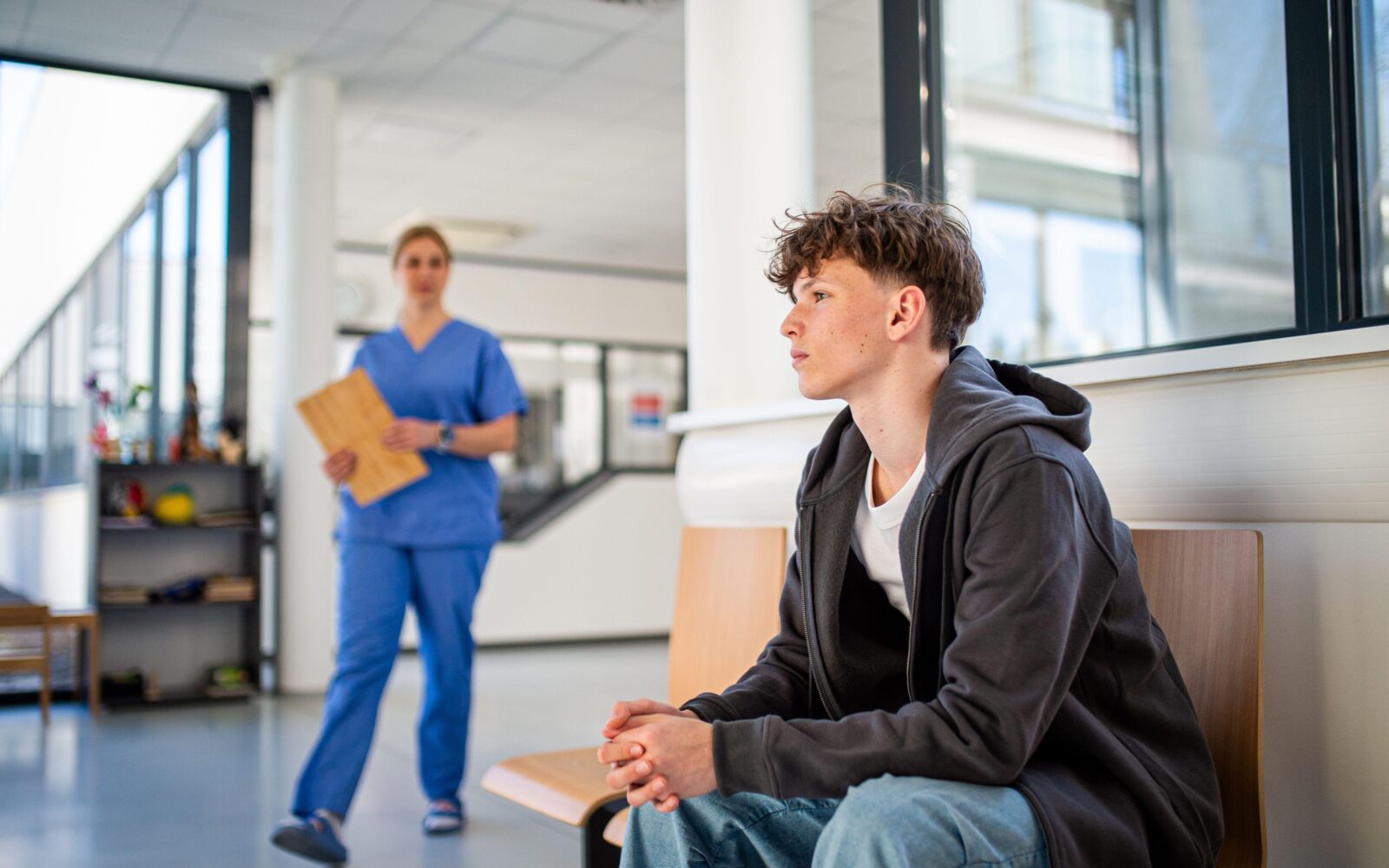 Pediater opozarja: Zato so dečki bolj ogroženi kot dekleta!