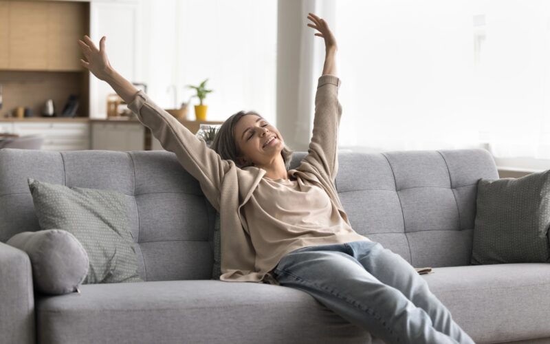 Kratka in enostavna vaja za prekinitev tesnobnih misli