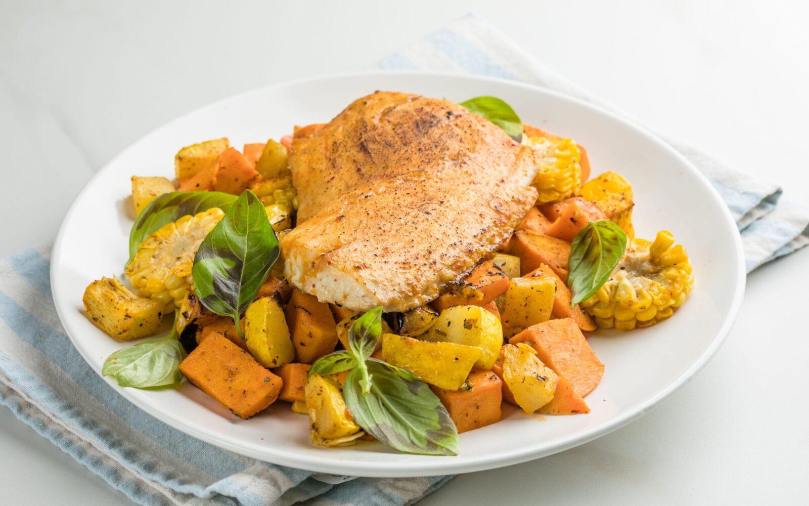 Sladki in navaden krompir v obroku